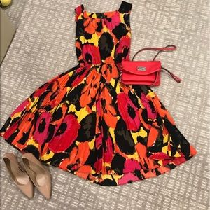 Beautiful color midi dress